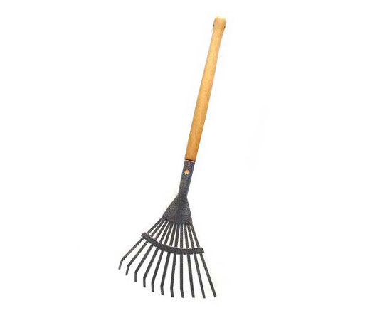 Wooden Short Handle Rake 111RH