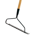 Wooden Long Handle Rake 4016WR